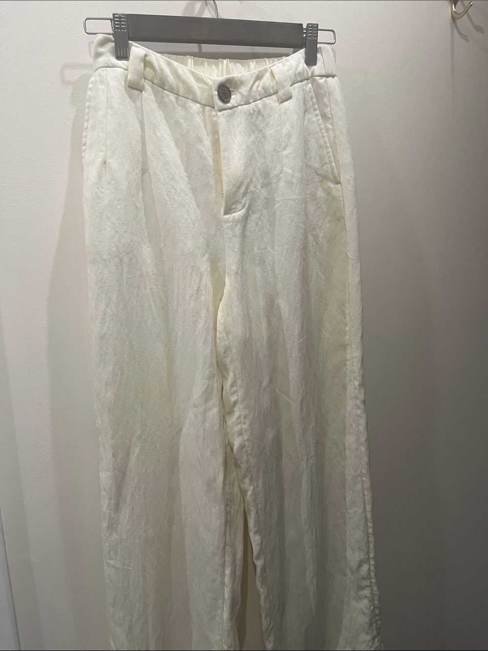 A new day Cream Relaxed Chinos